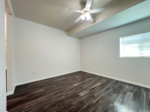 7302 TRAIL XING, San Antonio, TX 78250