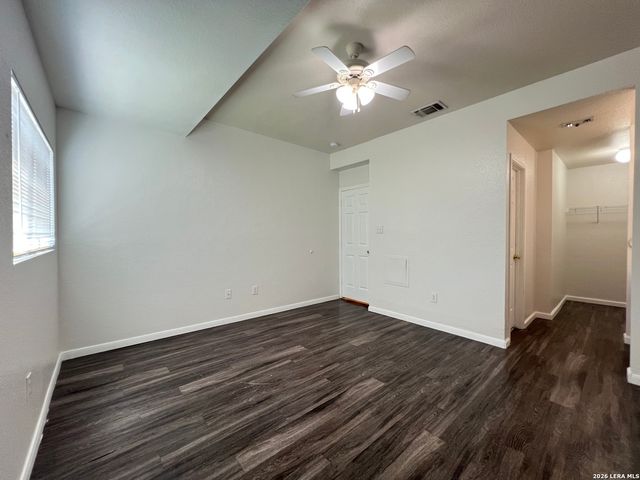 7302 TRAIL XING, San Antonio, TX 78250
