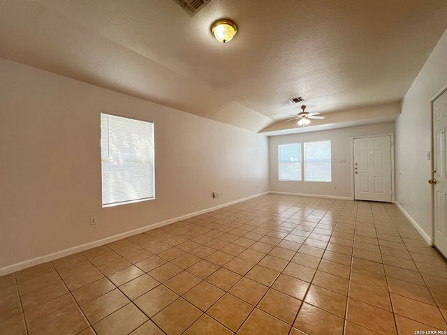 7302 TRAIL XING, San Antonio, TX 78250