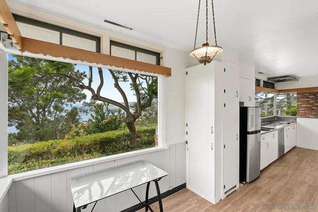 1703 Castellana Rd, La Jolla, CA 92037