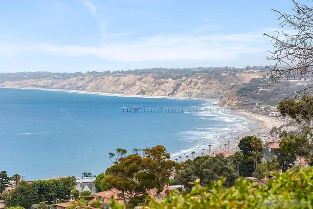 1703 Castellana Rd, La Jolla, CA 92037
