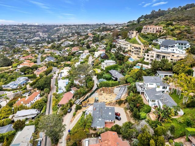 1703 Castellana Rd, La Jolla, CA 92037