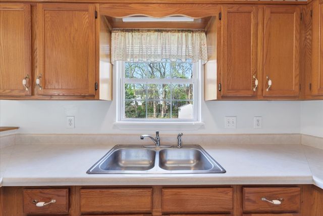 408 Kelsey Dr, Clarksville, TN 37042