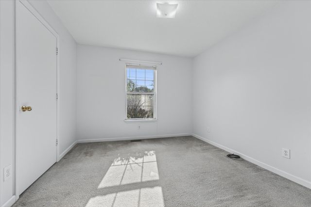 408 Kelsey Dr, Clarksville, TN 37042