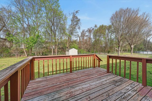 408 Kelsey Dr, Clarksville, TN 37042