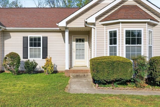 408 Kelsey Dr, Clarksville, TN 37042