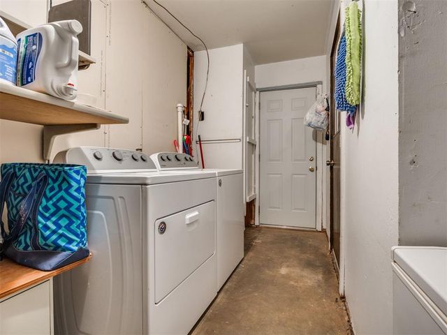 114 N Janeway Avenue, Moore, OK 73160