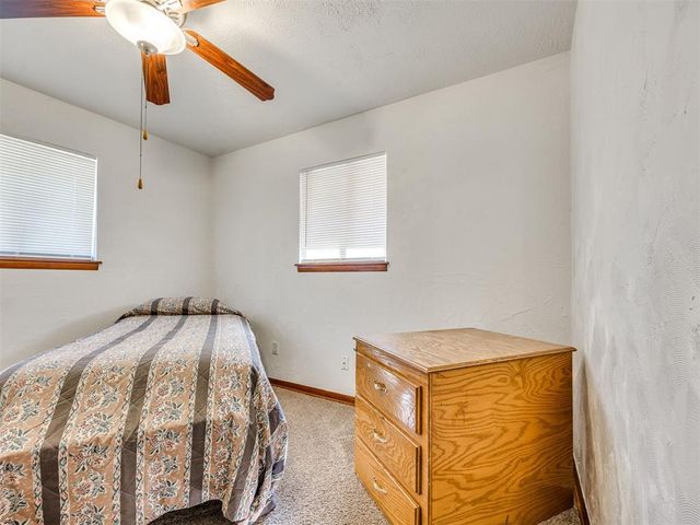 114 N Janeway Avenue, Moore, OK 73160