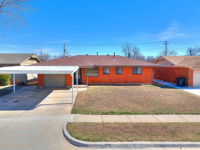 114 N Janeway Avenue, Moore, OK 73160