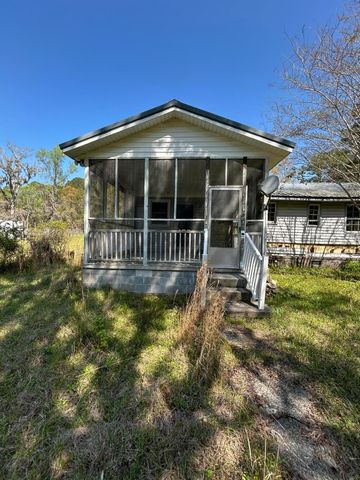 5795 Dixie Plantation Road, Hollywood, SC 29449