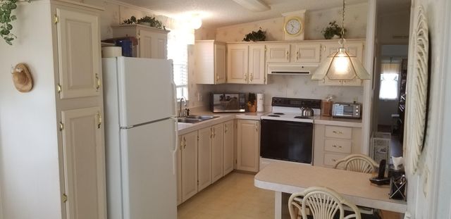 14578 Glenview Drive, Delray Beach, FL 33445