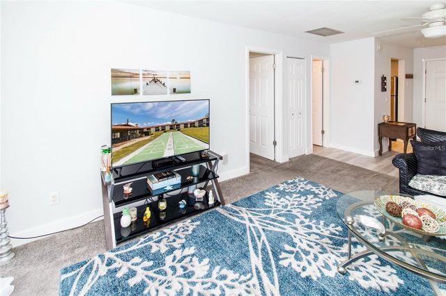 5135 GEMSTONE DRIVE 202, New Port Richey, FL 34652