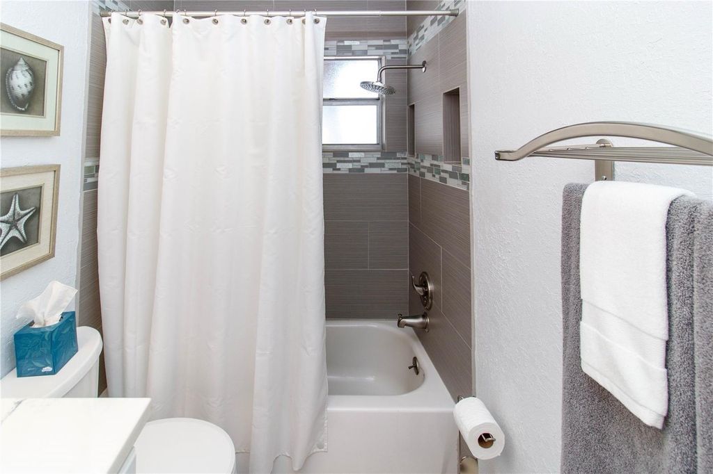 Image 16 of property listing at 5135 GEMSTONE DRIVE 202, New Port Richey, FL 34652