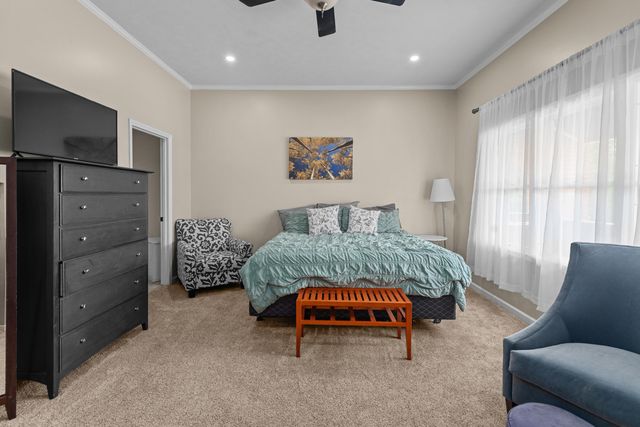 113 Locust Hill Drive, Frankfort, KY 40601