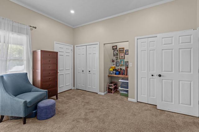 113 Locust Hill Drive, Frankfort, KY 40601
