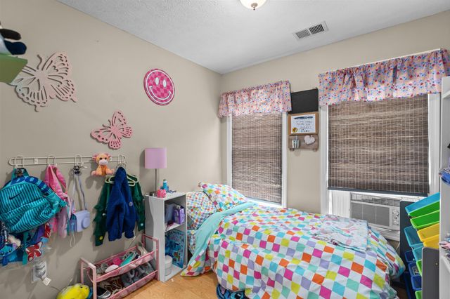 113 Locust Hill Drive, Frankfort, KY 40601