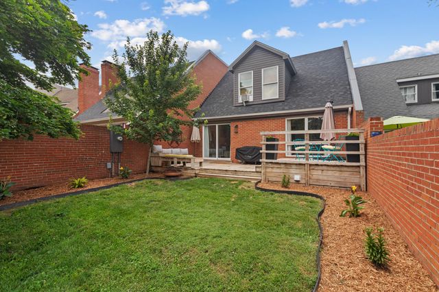 113 Locust Hill Drive, Frankfort, KY 40601