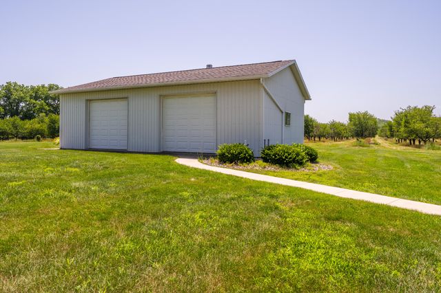 31401 Middle Crossing Road, Silver Creek Twp, MI 49047