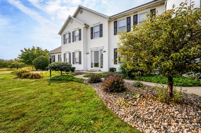 31401 Middle Crossing Road, Silver Creek Twp, MI 49047