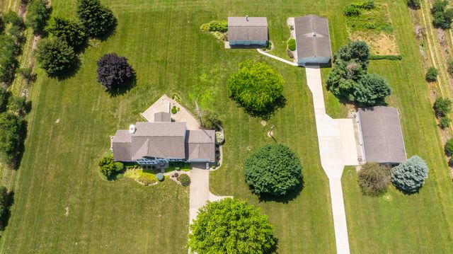 31401 Middle Crossing Road, Silver Creek Twp, MI 49047
