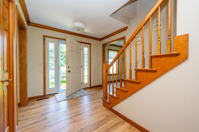 31401 Middle Crossing Road, Silver Creek Twp, MI 49047