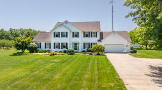 31401 Middle Crossing Road, Silver Creek Twp, MI 49047
