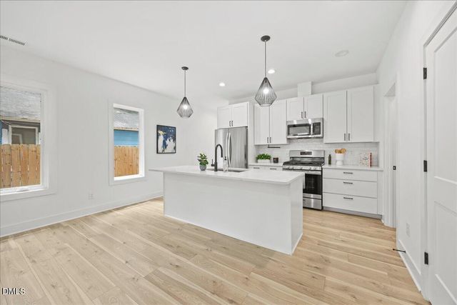 829 Cumberland Street, Raleigh, NC 27610