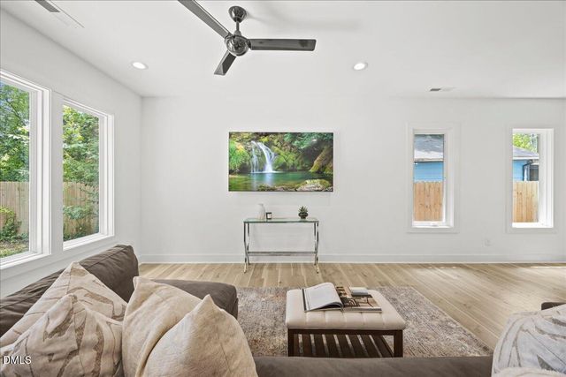 829 Cumberland Street, Raleigh, NC 27610