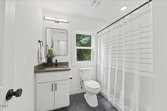 829 Cumberland Street, Raleigh, NC 27610