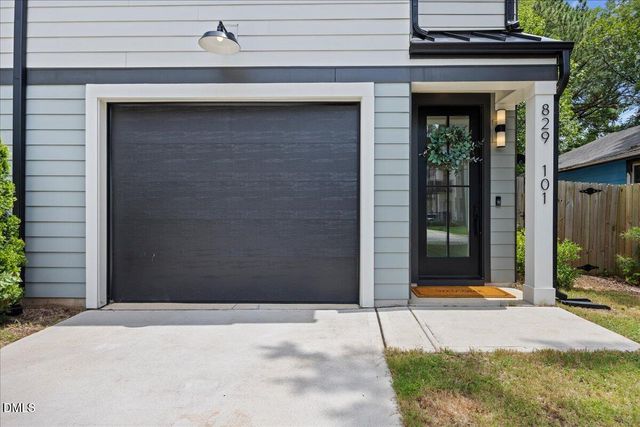 829 Cumberland Street, Raleigh, NC 27610