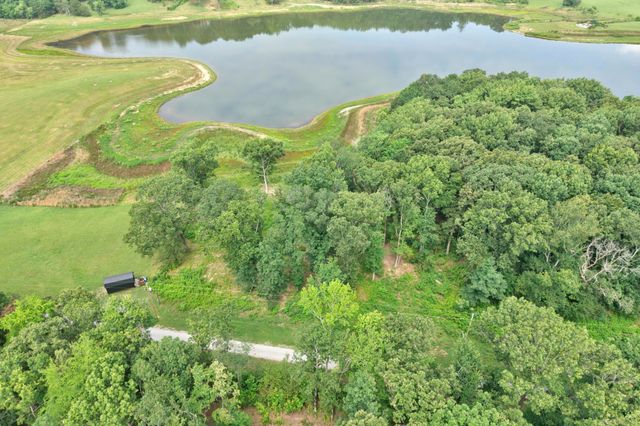 472 Eagle View Ln, Mcminnville, TN 37110