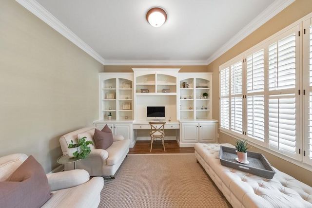 1364 Kilmarnock Point NW, Kennesaw, GA 30152