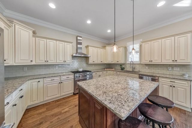 1364 Kilmarnock Point NW, Kennesaw, GA 30152