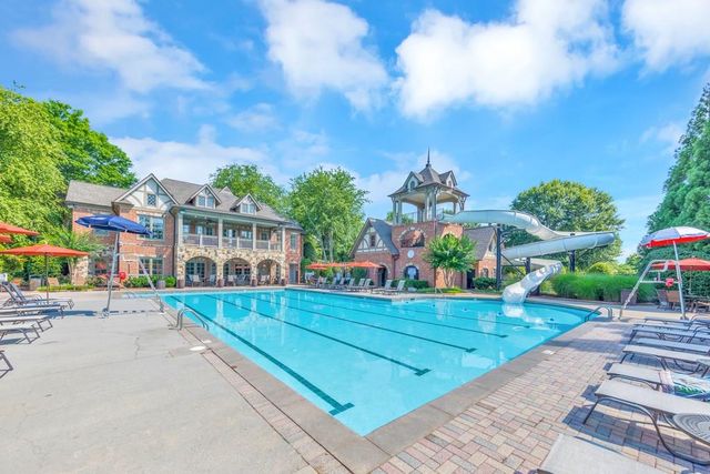 1364 Kilmarnock Point NW, Kennesaw, GA 30152