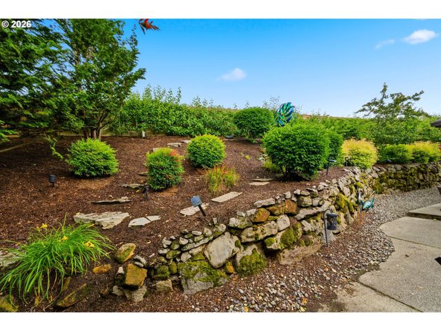 741 W DOGWOOD St, Washougal, WA 98671
