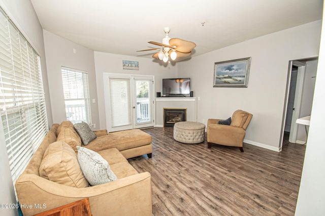 4519 Sagedale Drive Unit 101, Wilmington, NC 28405
