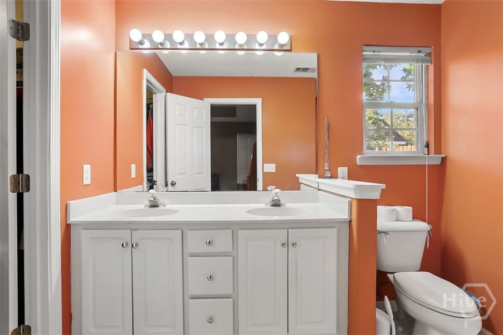 Image 10 of property listing at 306 Wild Heron Road, Savannah, GA 31419
