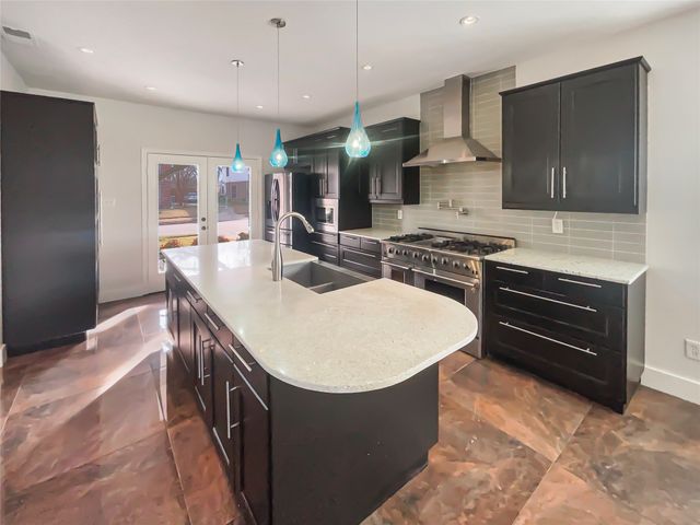 135 Sherwood Drive, Murphy, TX 75094