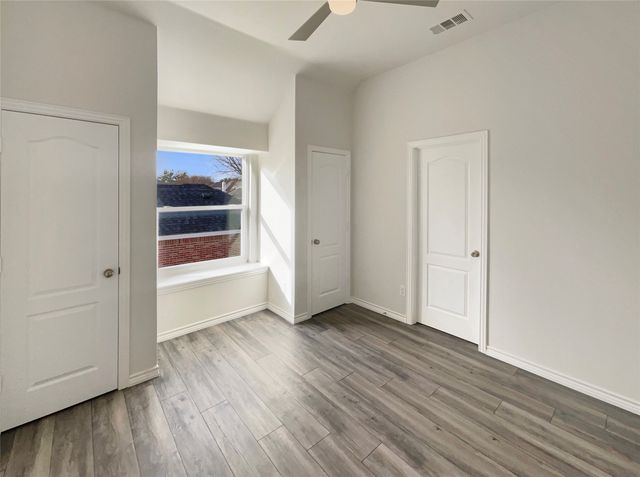 135 Sherwood Drive, Murphy, TX 75094