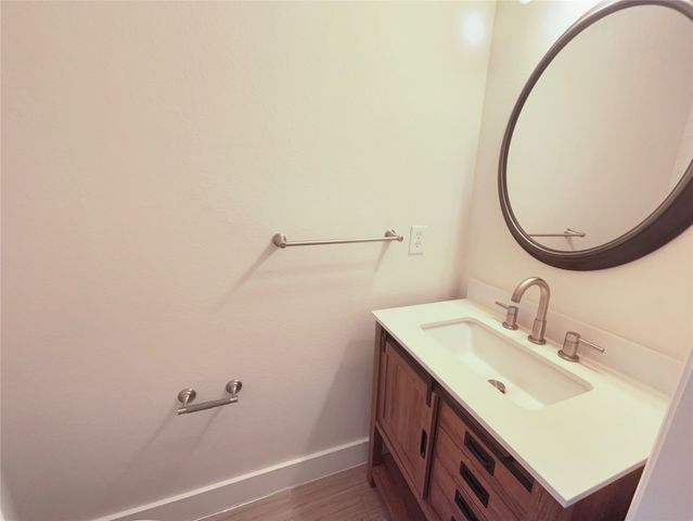 135 Sherwood Drive, Murphy, TX 75094