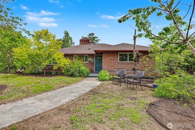 15206 40th Avenue S, Tukwila, WA 98188