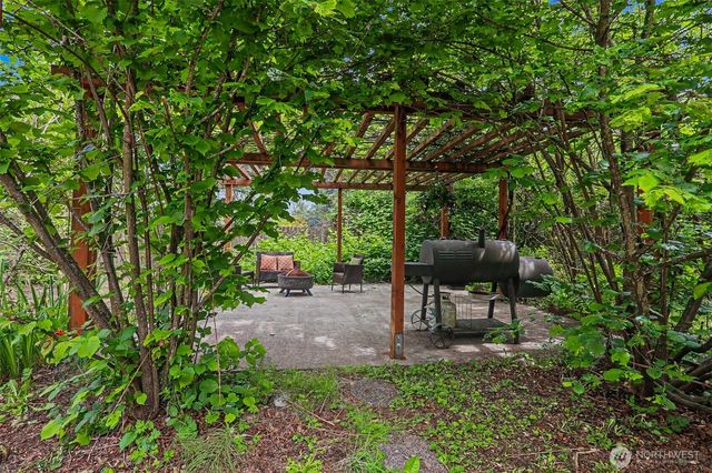 15206 40th Avenue S, Tukwila, WA 98188