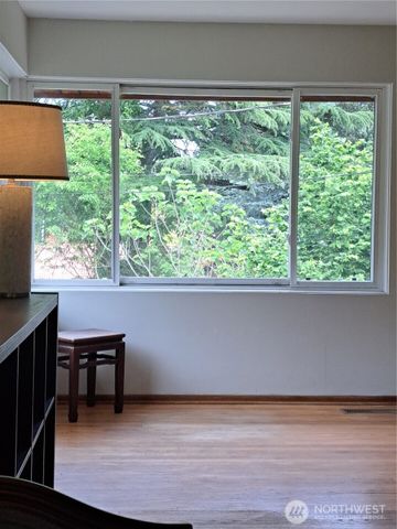 15206 40th Avenue S, Tukwila, WA 98188