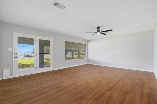 508 Pebble DR, Buchanan Dam, TX 78609