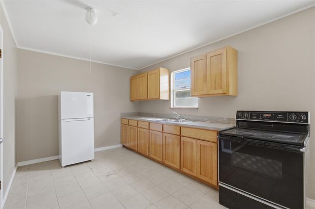 508 Pebble DR, Buchanan Dam, TX 78609