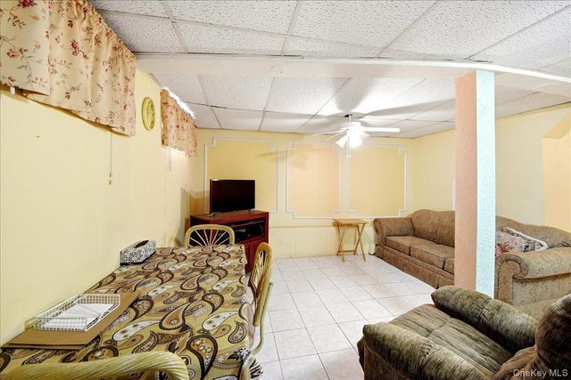 2875 Buhre Avenue, Bronx, NY 10461