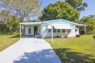 12 Cozumel Lane, Port St Lucie, FL 34952