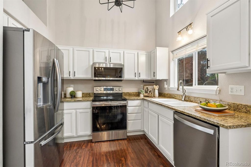 Image 14 of property listing at 4238 Brookwood Place, Highlands Ranch, CO 80130