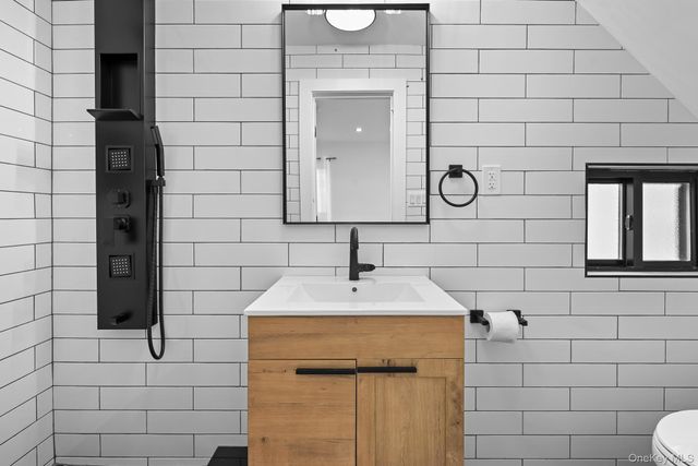 91-35 71 Avenue, Forest Hills, NY 11375