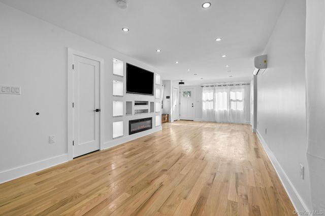 91-35 71 Avenue, Forest Hills, NY 11375